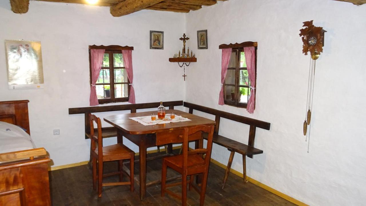 Homestay Kapl Ledinek Exterior photo